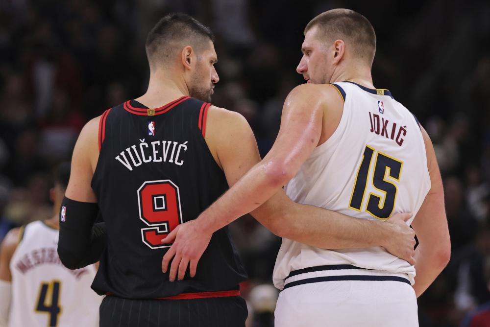 但球队在防 但球队在防