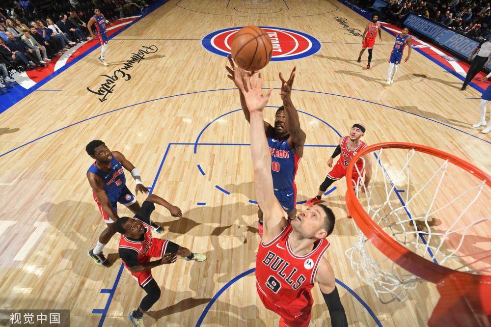 查洛巴犯规 查洛巴犯规